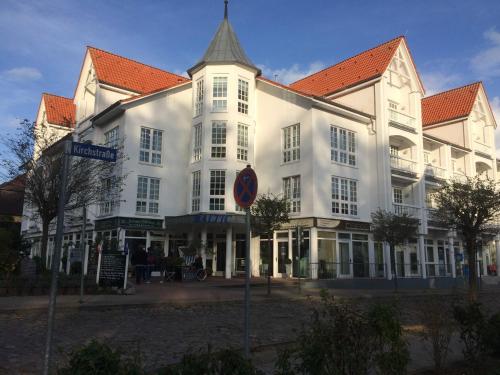 Exterior view, Ferienwohnung Haus "Baltic" SE- Guckeisen WE 18 in Ostseebad Sellin Exterior view, Ferienwohnung Haus "Baltic" SE- Guckeisen WE 18 in Ostseebad Sellin