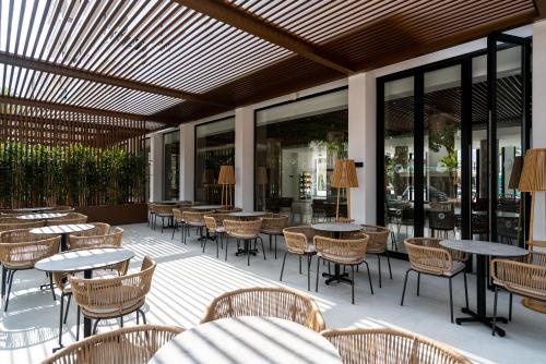 בר/טרקלין, THB Bamboo Alcudia in מיורקה בר/טרקלין, THB Bamboo Alcudia in מיורקה