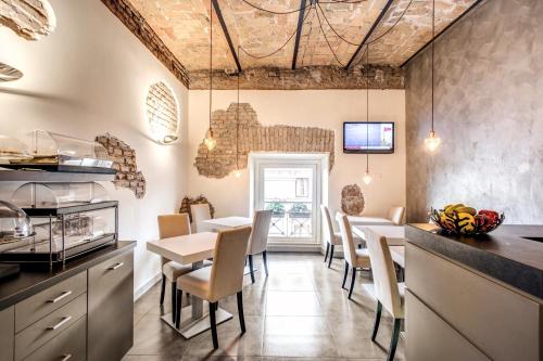 Roma Boutique Hotel in Via Veneto Roma Boutique Hotel in Via Veneto