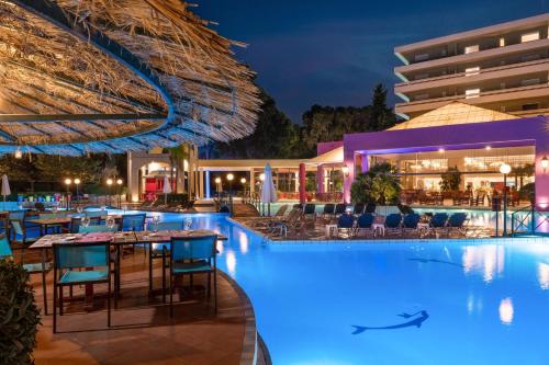 ห้องอาหาร, ดิโอนิซอส โฮเต็ล (Dionysos Hotel) in โรดส์ ห้องอาหาร, ดิโอนิซอส โฮเต็ล (Dionysos Hotel) in โรดส์