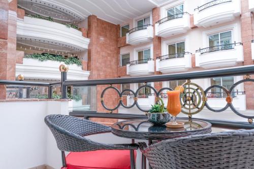 Balcony/terrace, LEVA Hotel and Suites Opposite Downtown in Sheikh Zayed Road Balcony/terrace, LEVA Hotel and Suites Opposite Downtown in Sheikh Zayed Road