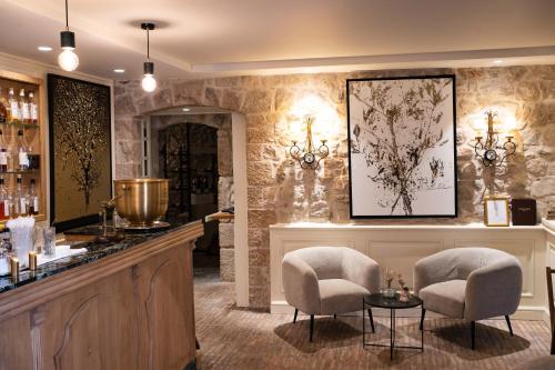 Pub/Lounge, Hotel Le Saint Paul in Saint-Paul-de-Vence Pub/Lounge, Hotel Le Saint Paul in Saint-Paul-de-Vence