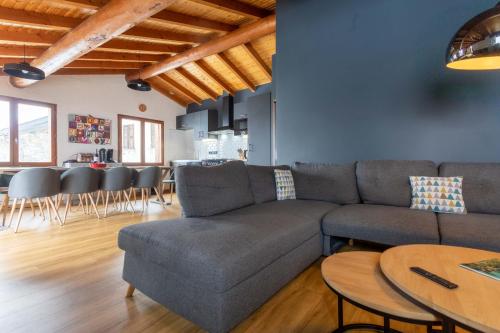 gedeelde lounge/tv-ruimte, Le petit Paradis, chalet au coeur des 3 vallées (Le petit Paradis, chalet au coeur des 3 vallees) in Saint-Marcel gedeelde lounge/tv-ruimte, Le petit Paradis, chalet au coeur des 3 vallées (Le petit Paradis, chalet au coeur des 3 vallees) in Saint-Marcel