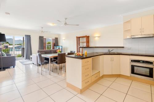 Bay Village Tropical Retreat in Cairns Bay Village Tropical Retreat in Cairns