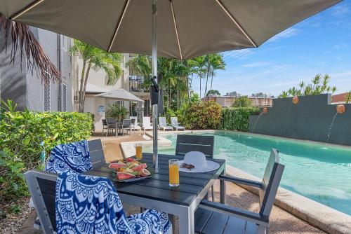 Bay Village Tropical Retreat in Cairns Bay Village Tropical Retreat in Cairns