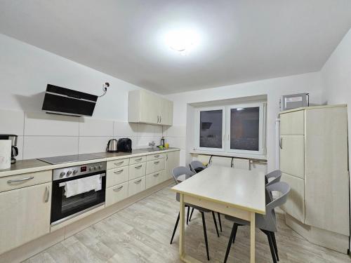 廚房, Wohnreich Blaustein Mitte -1A - 2 room apartment in 布勞斯泰因 廚房, Wohnreich Blaustein Mitte -1A - 2 room apartment in 布勞斯泰因