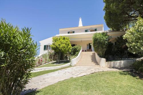 ทางเข้า, Villa Caravela in เอสกาชินยาส ทางเข้า, Villa Caravela in เอสกาชินยาส