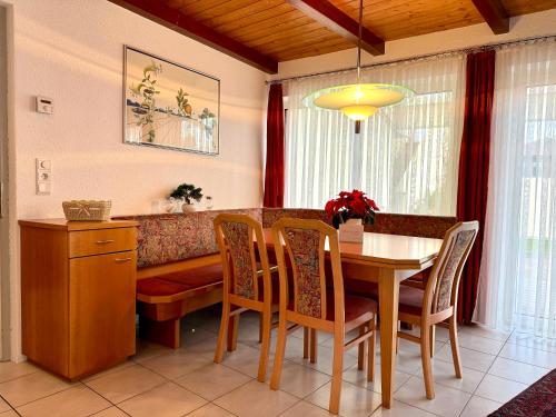 บริการและสิ่งอำนวยความสะดวก, Ferienhaus 80er Liebe mit Whirlpool in ลุสเทเนา บริการและสิ่งอำนวยความสะดวก, Ferienhaus 80er Liebe mit Whirlpool in ลุสเทเนา