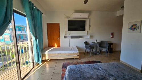 Parguera Suites (Room), La Parguera, Lajas, PR in ลา ปาร์เกรา Parguera Suites (Room), La Parguera, Lajas, PR in ลา ปาร์เกรา