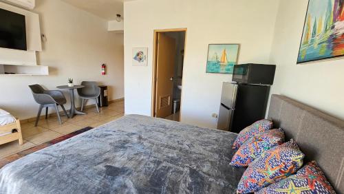 Parguera Suites (Room), La Parguera, Lajas, PR in ลา ปาร์เกรา Parguera Suites (Room), La Parguera, Lajas, PR in ลา ปาร์เกรา