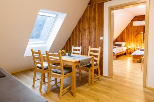 Apartmaji pri Dravi in Podvelka Apartmaji pri Dravi in Podvelka