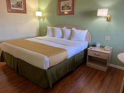 霍爾布魯克溫德姆旅遊旅館 (Travelodge by Wyndham Holbrook) in 霍爾布魯克 (AZ) 霍爾布魯克溫德姆旅遊旅館 (Travelodge by Wyndham Holbrook) in 霍爾布魯克 (AZ)