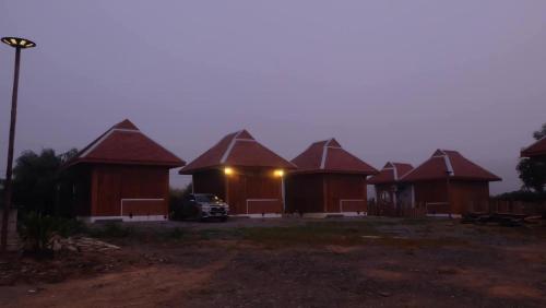 숙소 외관, Lanlom Cafe&Huaikon Homestay in 퉁 창 숙소 외관, Lanlom Cafe&Huaikon Homestay in 퉁 창