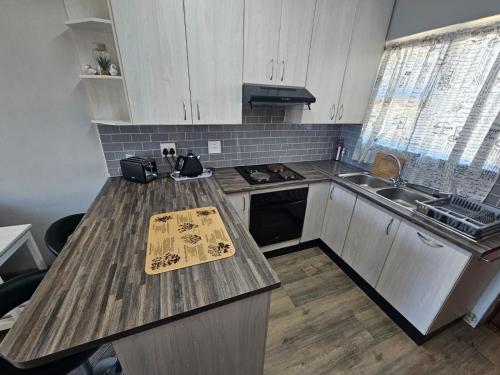 Wyposażenie, Secure Private Flatlet in Newton Park in Newton Park Wyposażenie, Secure Private Flatlet in Newton Park in Newton Park