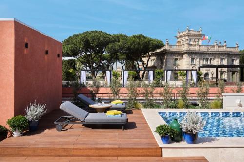 Fitness center, W Rome in Via Veneto Fitness center, W Rome in Via Veneto
