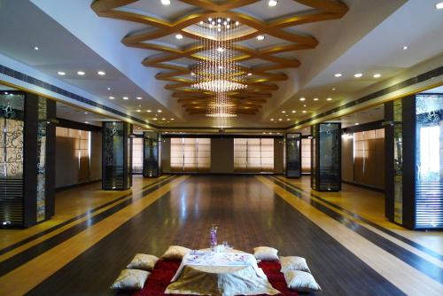 Banquet hall, The Hans Hotel in Hubli Banquet hall, The Hans Hotel in Hubli
