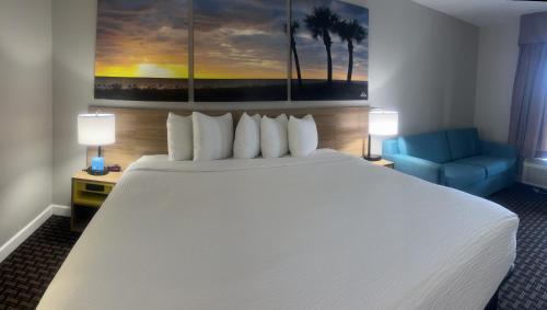 Days Inn by Wyndham Port Charlotte/Punta Gorda in Port Charlotte (FL) Days Inn by Wyndham Port Charlotte/Punta Gorda in Port Charlotte (FL)