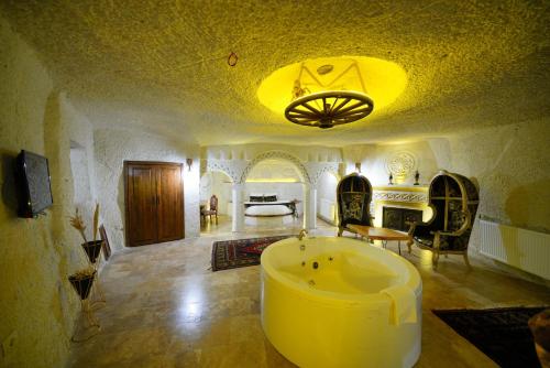 熱水浴缸, 卡帕多奇亞納爾洞穴屋-游泳池 (Cappadocia Nar Cave House & Swimming Pool) in 內夫謝希爾 熱水浴缸, 卡帕多奇亞納爾洞穴屋-游泳池 (Cappadocia Nar Cave House & Swimming Pool) in 內夫謝希爾