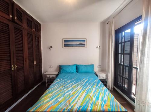 Duplex in quiet zone, next to sea, fast WiFi