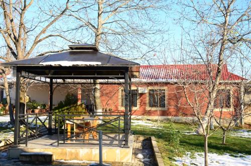 Cozy Family Cottages in วันดัม Cozy Family Cottages in วันดัม