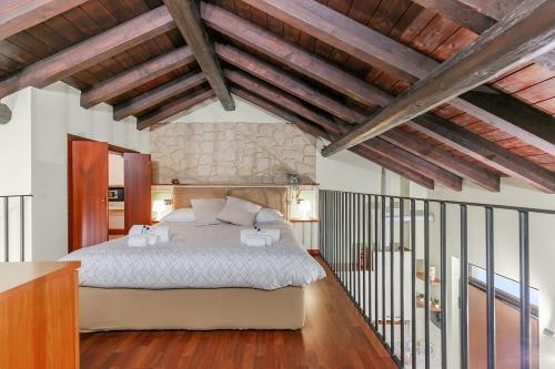 RHOme 24 - cozy attic at Rho Fiera