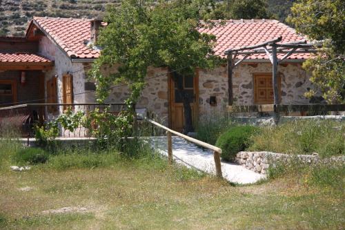 This photo about Blacktree Farm and Cottages shared on HyHotel.com