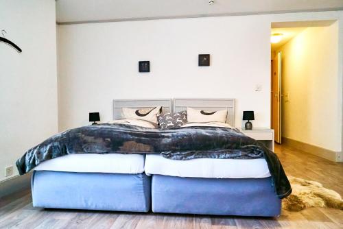 Tripple Room with Bathroom. in Därligen Tripple Room with Bathroom. in Därligen