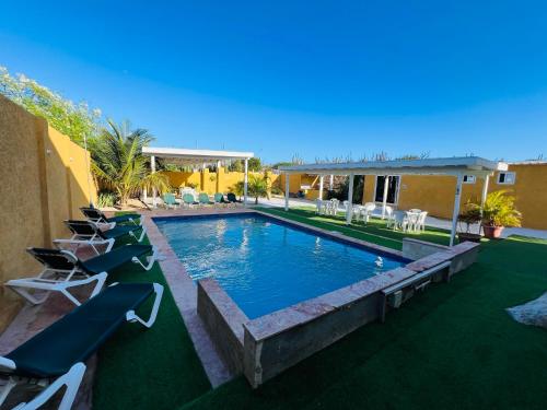The Gold Vacation Apartments in Santa Cruz The Gold Vacation Apartments in Santa Cruz