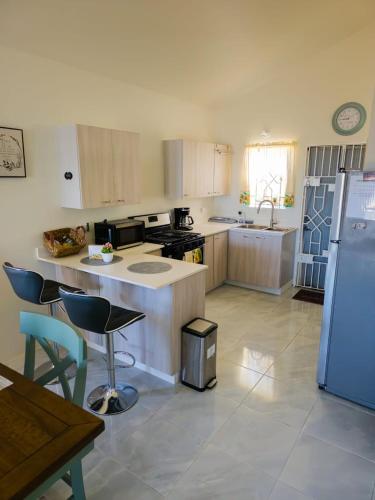 Kitchen, Paris' -Oasis in Discovery Bay Kitchen, Paris' -Oasis in Discovery Bay