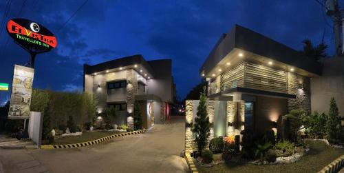 El Vistra Traveller's Inn in Calumpit El Vistra Traveller's Inn in Calumpit