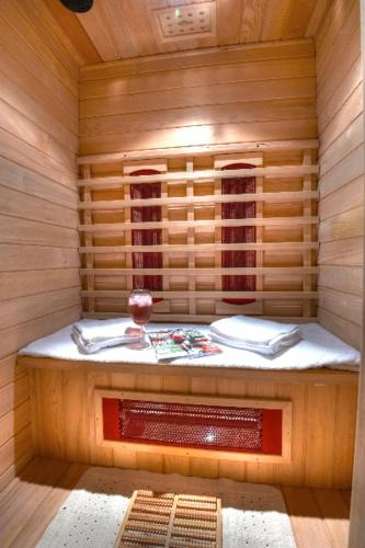 Gyógyfürdő, Sunset House Bed and Breakfast in East Harling Gyógyfürdő, Sunset House Bed and Breakfast in East Harling