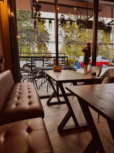 Facilities, Friends Station Hostel&Cafe in Pattaya Facilities, Friends Station Hostel&Cafe in Pattaya