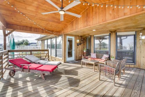Private Dock, Lanai Bayou Retreat in Barataria! in 拉費特 Private Dock, Lanai Bayou Retreat in Barataria! in 拉費特
