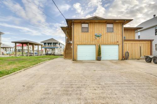 Private Dock, Lanai Bayou Retreat in Barataria! in 拉費特 Private Dock, Lanai Bayou Retreat in Barataria! in 拉費特