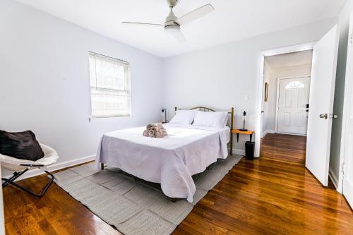 Luxury home 5 mins to Mercedes-Benz Stadium in Vine City Luxury home 5 mins to Mercedes-Benz Stadium in Vine City