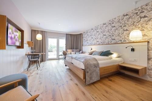 Lindenhof 1887 - Hotel & Restaurant in Lunden Lindenhof 1887 - Hotel & Restaurant in Lunden