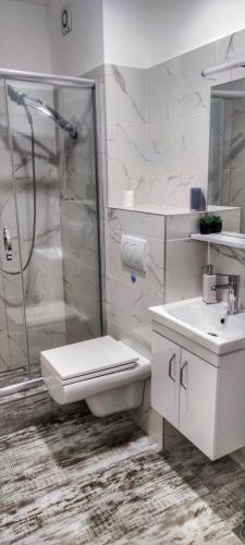 Vila Leona B2 in ดิฟชิบาเร่ Vila Leona B2 in ดิฟชิบาเร่