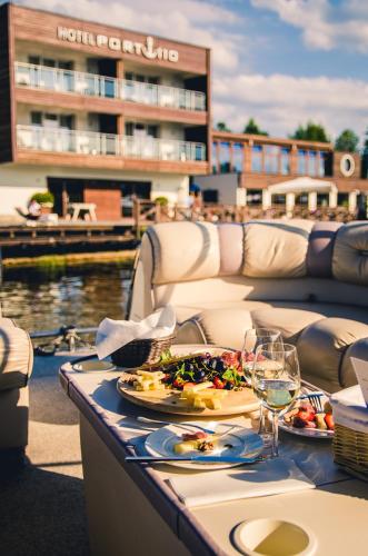 Étterem, Hotel Port 110 in Ilawa Étterem, Hotel Port 110 in Ilawa