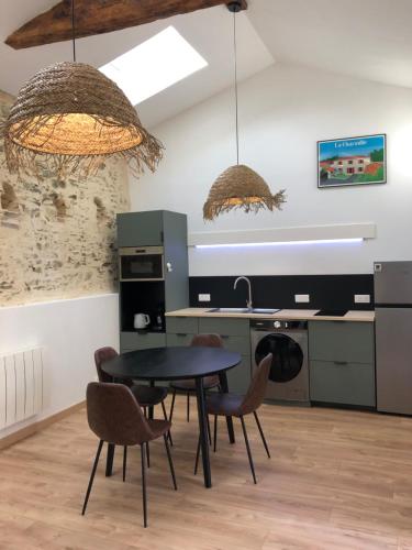 Konyha, La Charmille - Côté Cour (La Charmille - Cote Cour) in Saint-Fulgent Konyha, La Charmille - Côté Cour (La Charmille - Cote Cour) in Saint-Fulgent