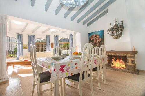 Fasiliti, Villa Sanlio - PlusHolidays in Calpe Fasiliti, Villa Sanlio - PlusHolidays in Calpe