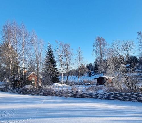 Sjostalle Gudo, annexet in Handen Sjostalle Gudo, annexet in Handen
