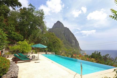 Authentic St, Lucian Experience at Prestigious Villa - Colibri Cottage villa in Суфрієр Authentic St, Lucian Experience at Prestigious Villa - Colibri Cottage villa in Суфрієр