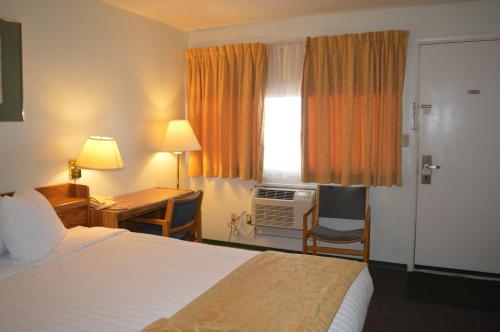 This photo about Circle 5 Motel shared on HyHotel.com