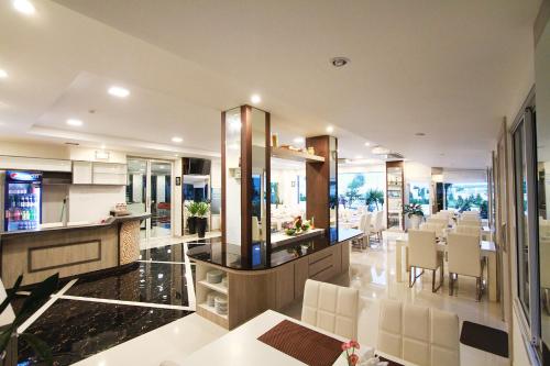 Restoran, The Contrast i Hotel in Rayong Restoran, The Contrast i Hotel in Rayong