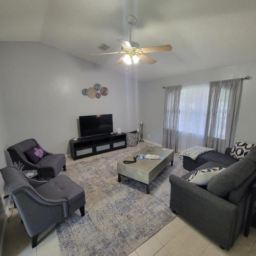 Vendégszoba, Cozy Home in St. Marys (GA) Vendégszoba, Cozy Home in St. Marys (GA)