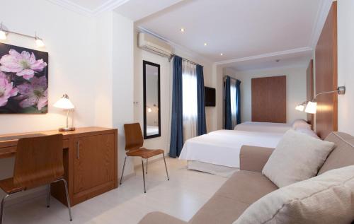 Facilities, Hotel MR Costa Blanca in Denia Facilities, Hotel MR Costa Blanca in Denia