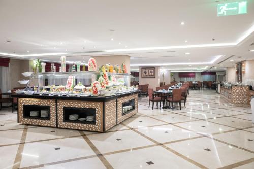 طعام و مشروبات, فندق ميلينيوم العقيق (Millennium Al Aqeeq Hotel) in المدينة المنورة طعام و مشروبات, فندق ميلينيوم العقيق (Millennium Al Aqeeq Hotel) in المدينة المنورة