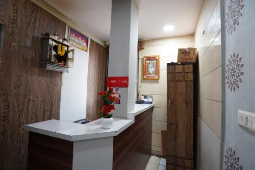 ล็อบบี้, Hotel Sai Inn near สนามบินนานาชาติสรทารวัลลภภัย ปาเตล ล็อบบี้, Hotel Sai Inn near สนามบินนานาชาติสรทารวัลลภภัย ปาเตล