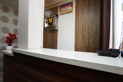 ล็อบบี้, Hotel Sai Inn near สนามบินนานาชาติสรทารวัลลภภัย ปาเตล ล็อบบี้, Hotel Sai Inn near สนามบินนานาชาติสรทารวัลลภภัย ปาเตล