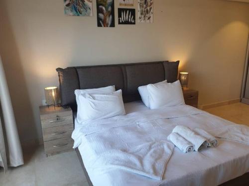 Mangroovy - 2BR Prodigious Ground Pool & Sea view